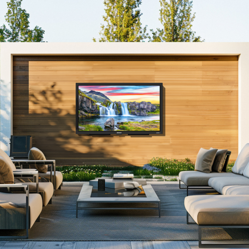 Outdoor TV - Lifestyle